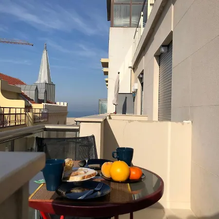 Apartamento King'S Tower By Ferias Em Figueira Figueira da Foz Exterior foto